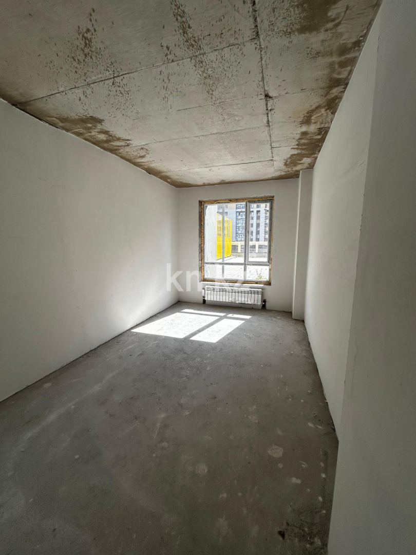 Продажа 3-комнатной квартиры, 87 м², пр. Республики, дом  23/2 в Караганде - фото 5