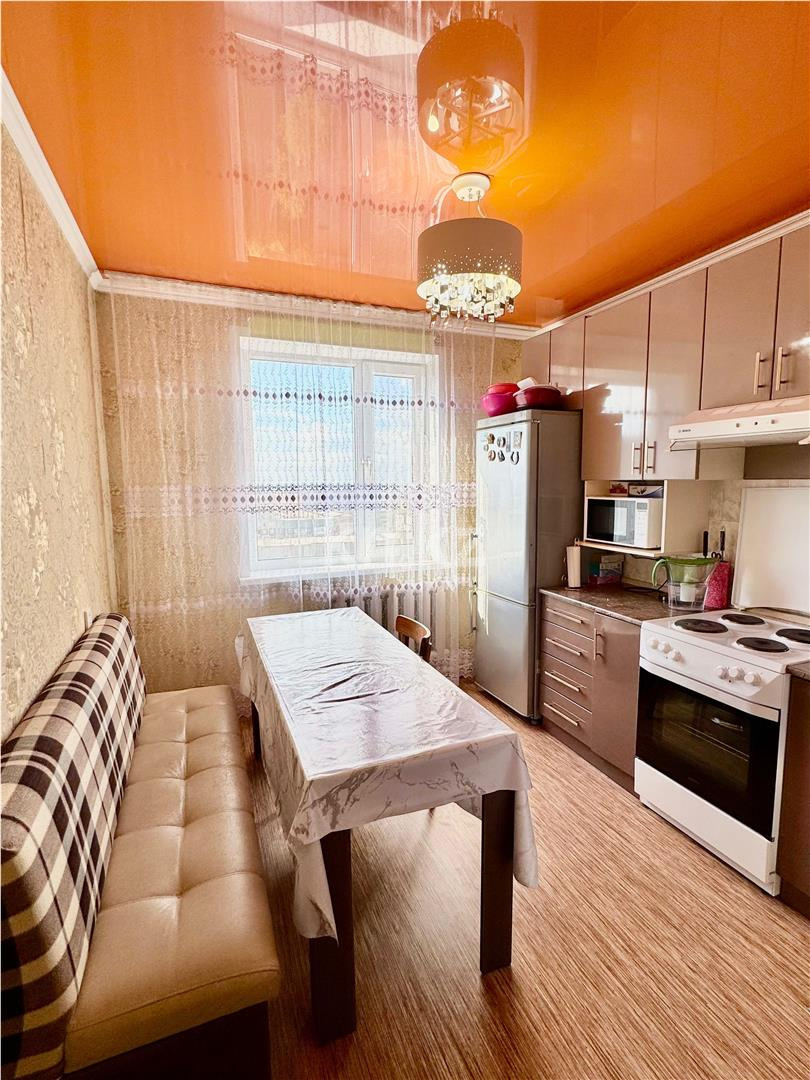 Продажа 3-комнатной квартиры, 63 м², мкр-н Голубые Пруды - Продажа квартир в Караганде фото 2 из 9