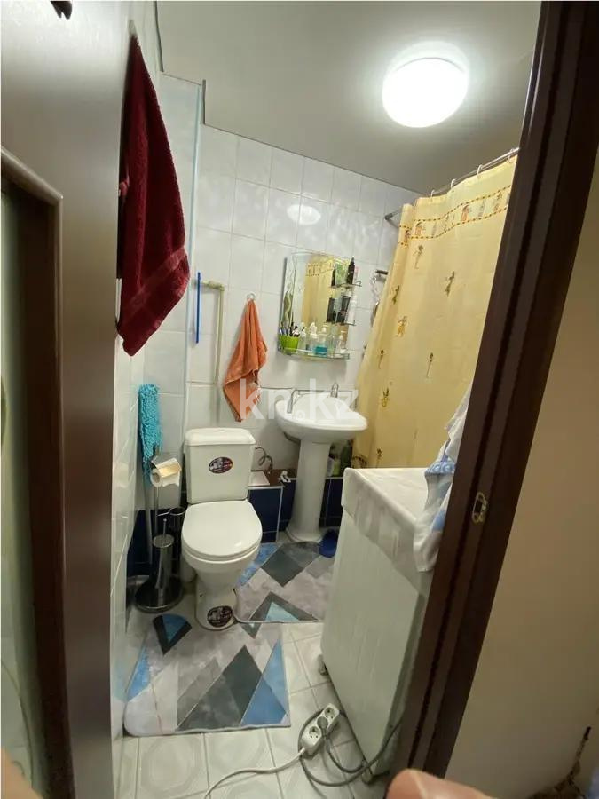 Продажа 3-комнатной квартиры, 65 м², мкр-н Айнабулак-3, дом  125 в Алматы - фото 5