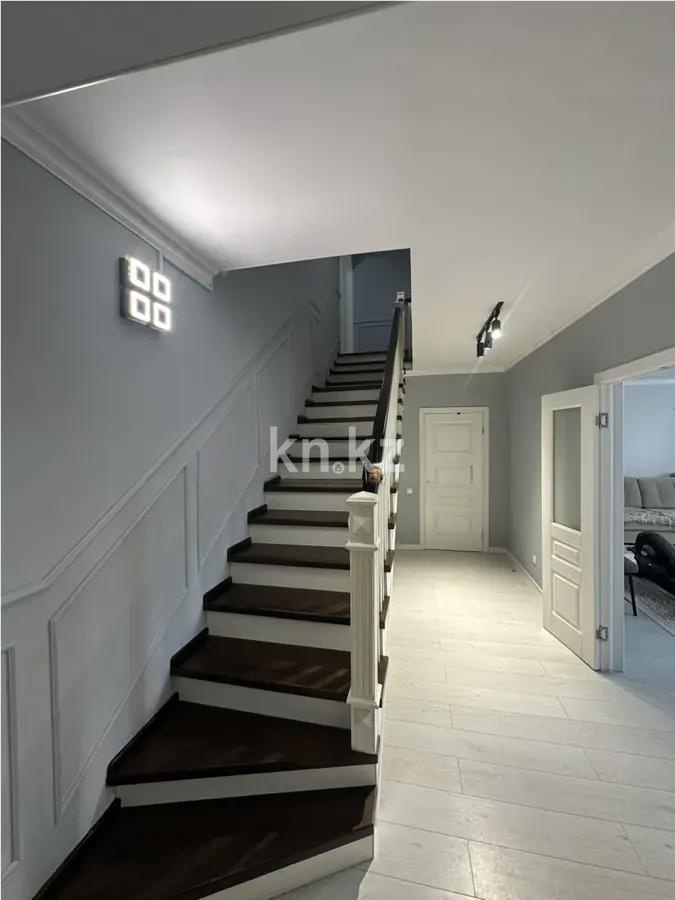 Продажа 4-комнатной квартиры, 170 м², пр. Кошкарбаева, дом  25 - Продажа  четырехкомнатных квартир в новостройках Астаны без посредников фото 9 из 11