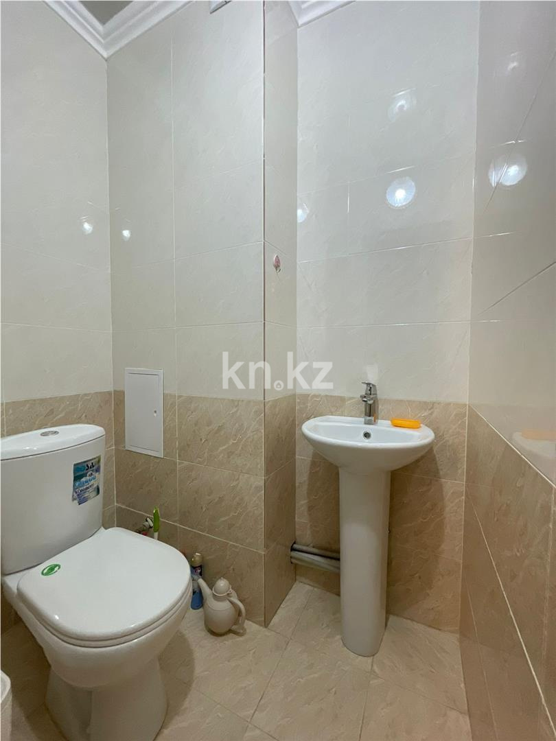 Продажа 3-комнатной квартиры, 75 м², ул. Сыганак в Астане - фото 11