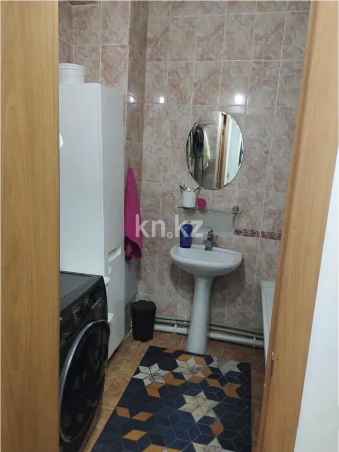 Продажа 2-комнатной квартиры, 60 м², ул. Айнакол в Астане - фото 4