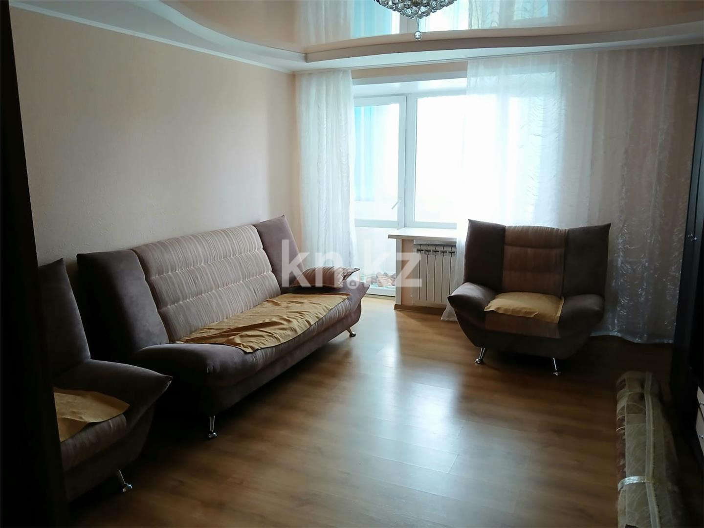 Продажа 3-комнатной квартиры, 63 м², пр. Республики в Караганде - фото 2
