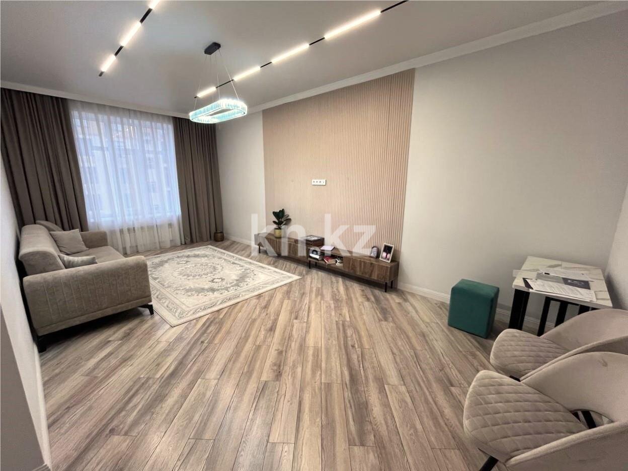 Продажа 3-комнатной квартиры, 90 м² в Караганде