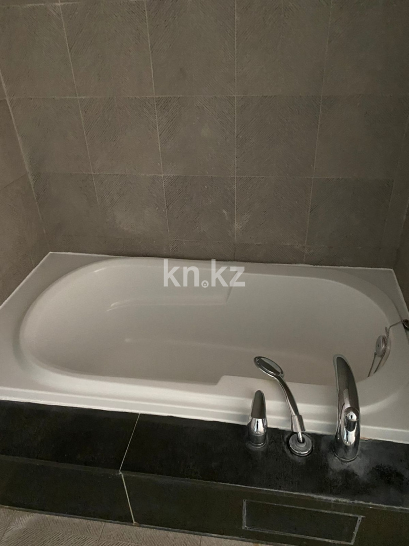 Аренда 2-комнатной квартиры, 105 м² - Аренда квартир помесячно в Казахстане - страница 9 фото 20 из 21