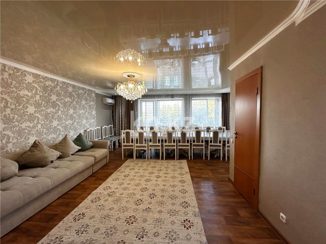 Продажа 5-комнатной квартиры, 115 м², ул. Гапеева - Продажа  пятикомнатных квартир в Караганде фото 1 из 25
