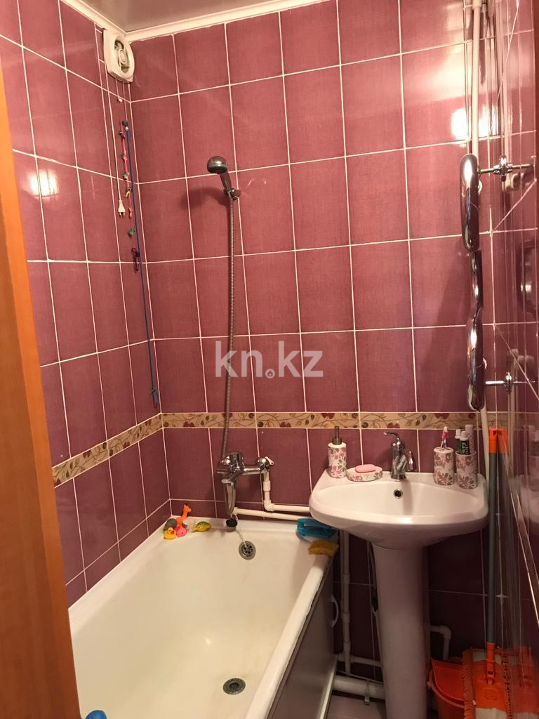 Продажа 2-комнатной квартиры, 43 м², мкр-н 13 - Продажа квартир в Караганде фото 5 из 9