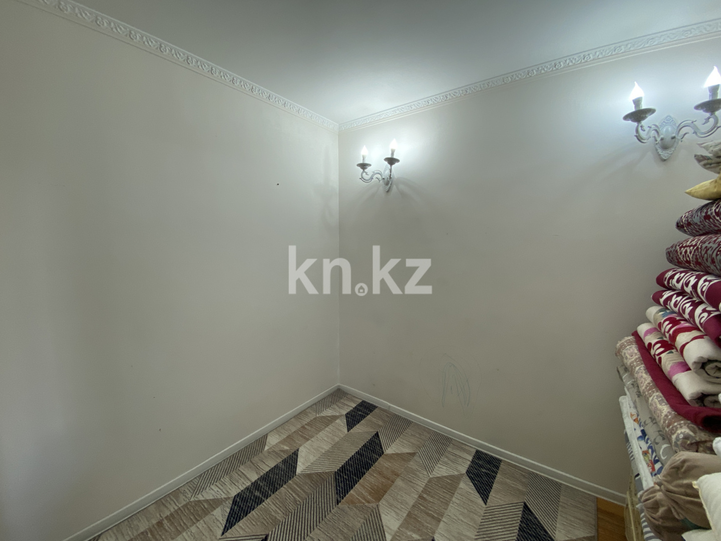 Продажа 3-комнатной квартиры, 45 м² - Продажа трехкомнатных квартир в Городе Караганды - страница 2 фото 6 из 13