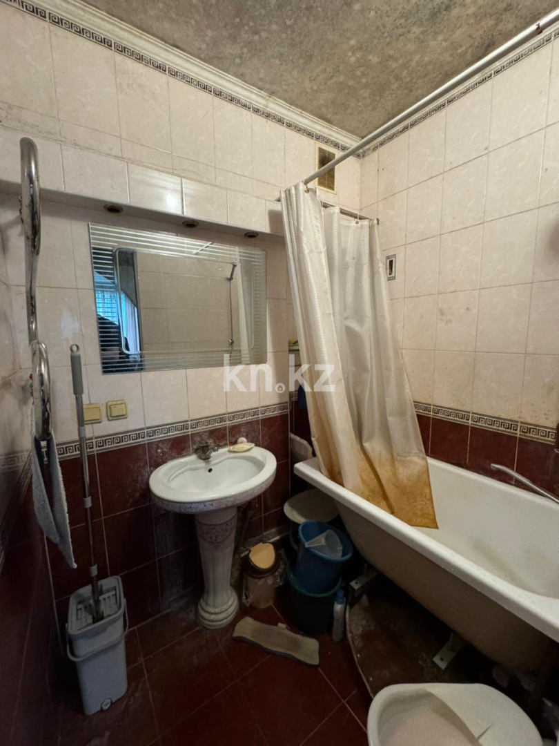 Продажа 4-комнатной квартиры, 87.1 м², пр. Абая, дом  141 - Гагарина - Продажа  четырехкомнатных квартир в Алматы без посредников фото 12 из 15