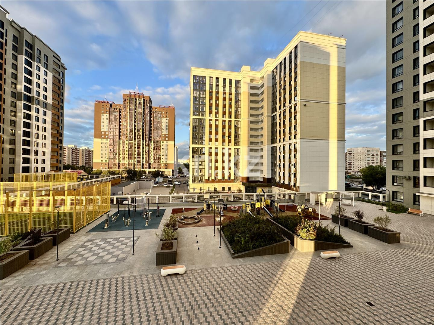 Продажа 2-комнатной квартиры, 68 м², пр. Республики, дом  23 - Продажа квартир в Караганде фото 30 из 31