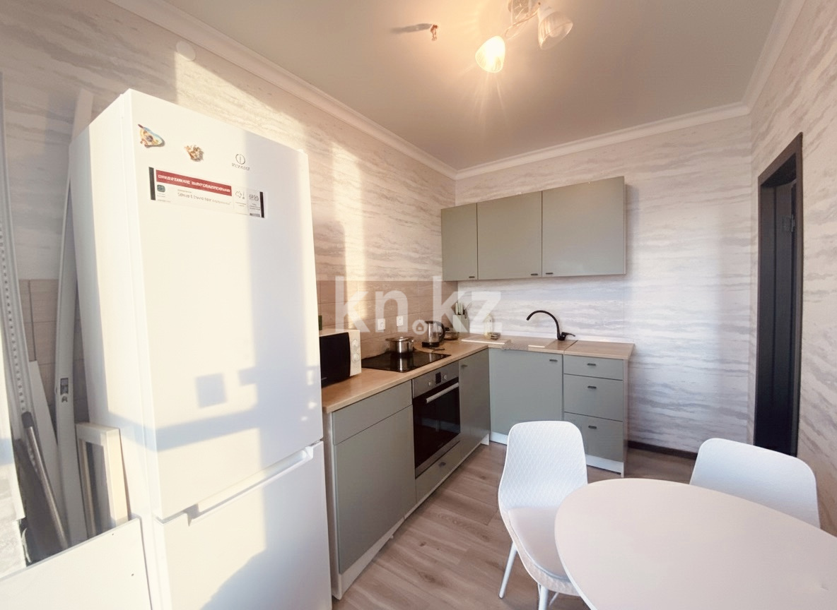 Продажа 3-комнатной квартиры, 65 м², пр. Богенбай батыра, дом  56а - пр. Республики в Астане - фото 2