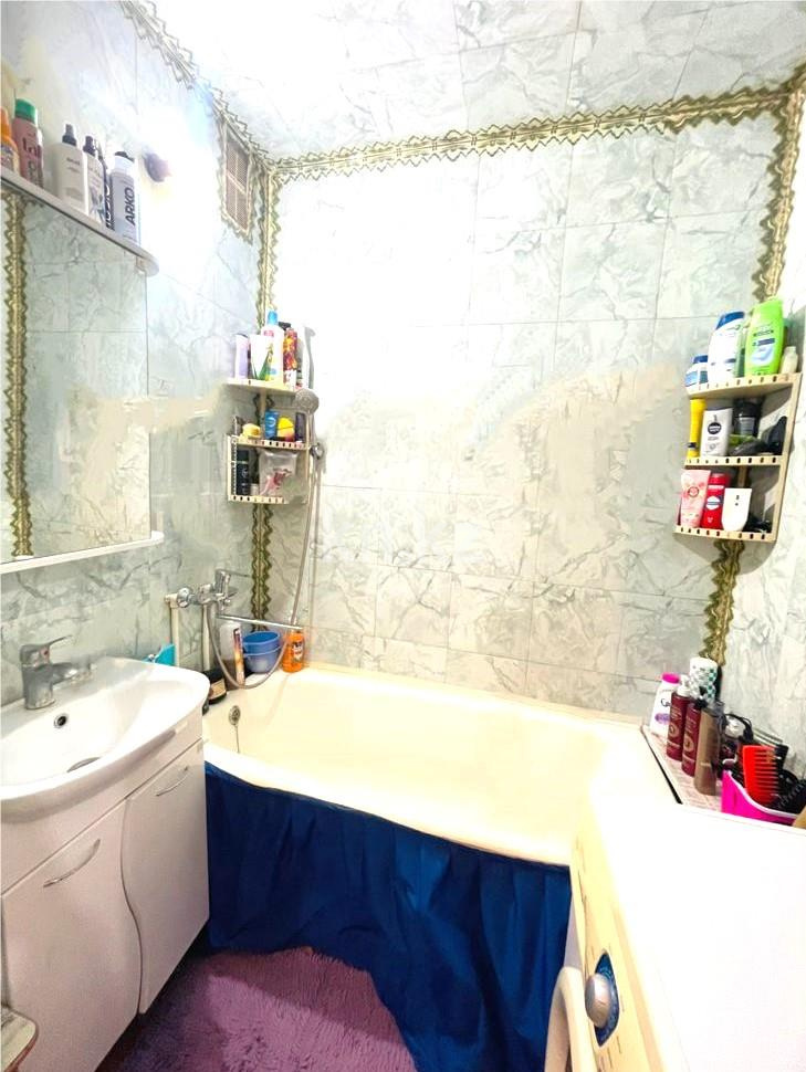 Продажа 4-комнатной квартиры, 82 м², мкр-н Степной-3 - Продажа  четырехкомнатных квартир в Караганде фото 12 из 16