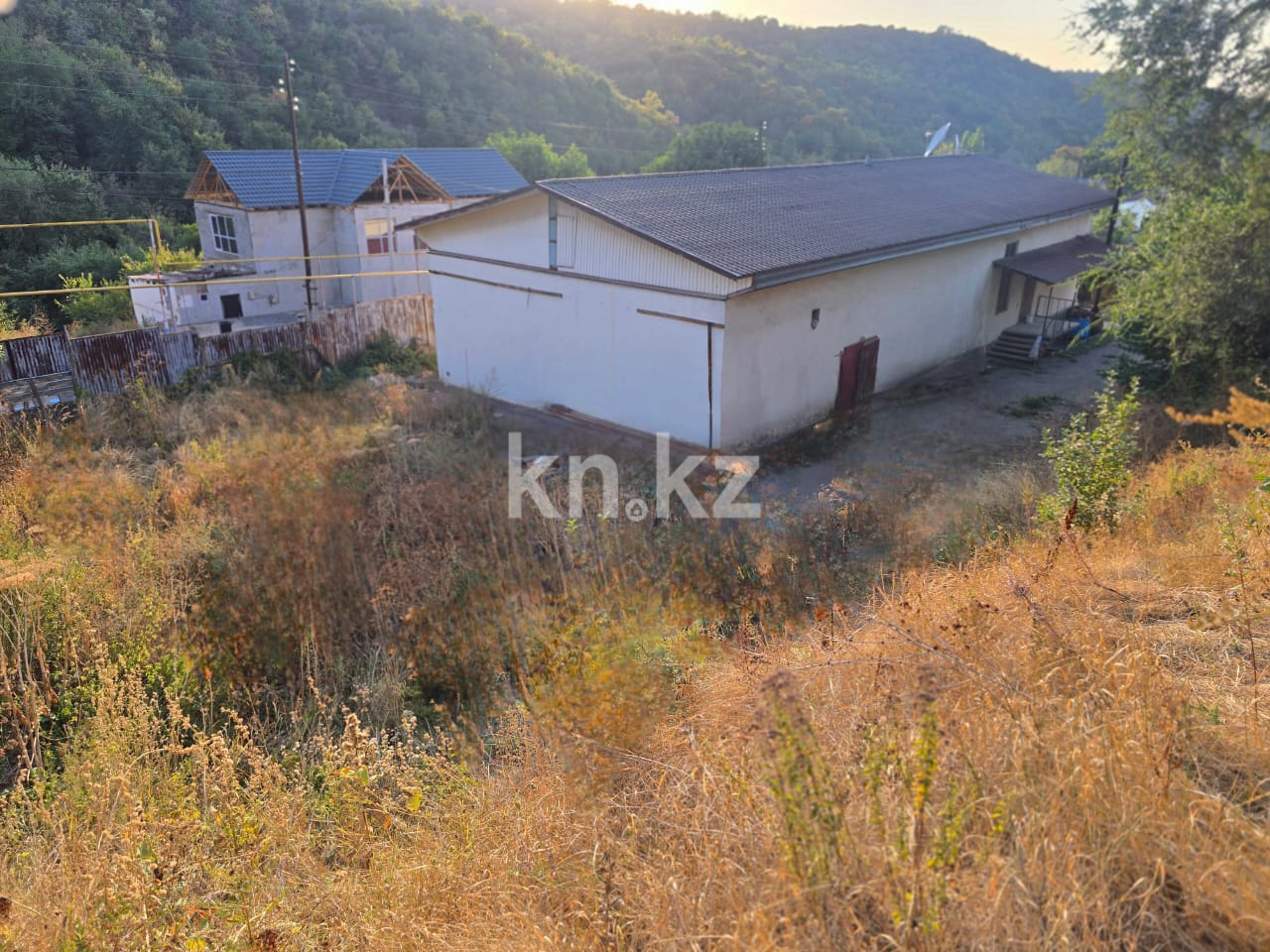 Продажа 6-комнатного дома, 600 м², ул. Койгелди батыра, дом  61 - Продажа домов, коттеджей в Алматы без посредников фото 8 из 17