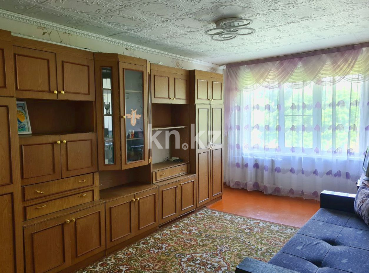 Продажа 4-комнатной квартиры, 75 м², ул. Добролюбова, дом  41 - Продажа  четырехкомнатных квартир в Усть-Каменогорске с фото фото 1 из 32