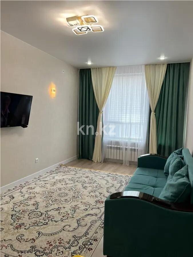 Продажа 1-комнатной квартиры, 38 м² в Астане