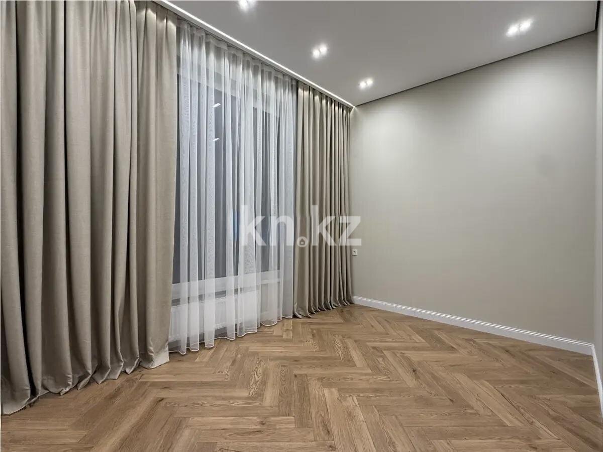 Продажа 4-комнатной квартиры, 92.2 м² в Алматы - фото 3