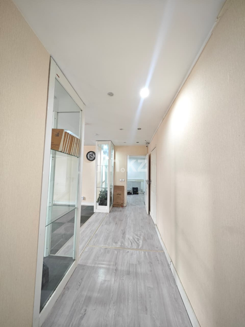 Аренда 4-комнатного дома, 105 м², ул. Сатпаева, дом  6 - Аренда домов в Караганде фото 7 из 19