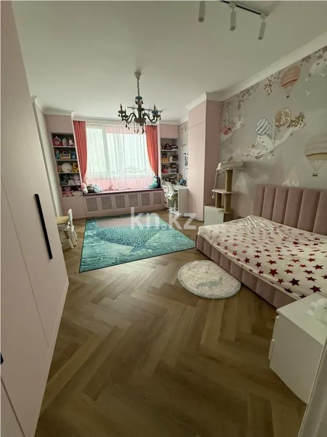 Продажа 4-комнатной квартиры, 124 м², пр. Аль-Фараби, дом  1 в Астане - фото 3