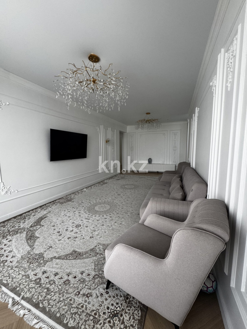 Продажа 3-комнатной квартиры, 111 м², ул. Утеген батыра в Алматы - фото 3