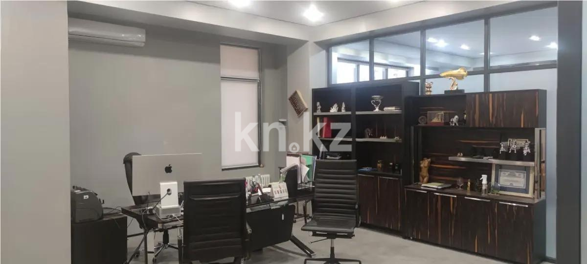 Продажа 9-комнатной квартиры, 439 м², пр. Достык, дом  308е - Продажа  пятикомнатных квартир в Алматы фото 3 из 7