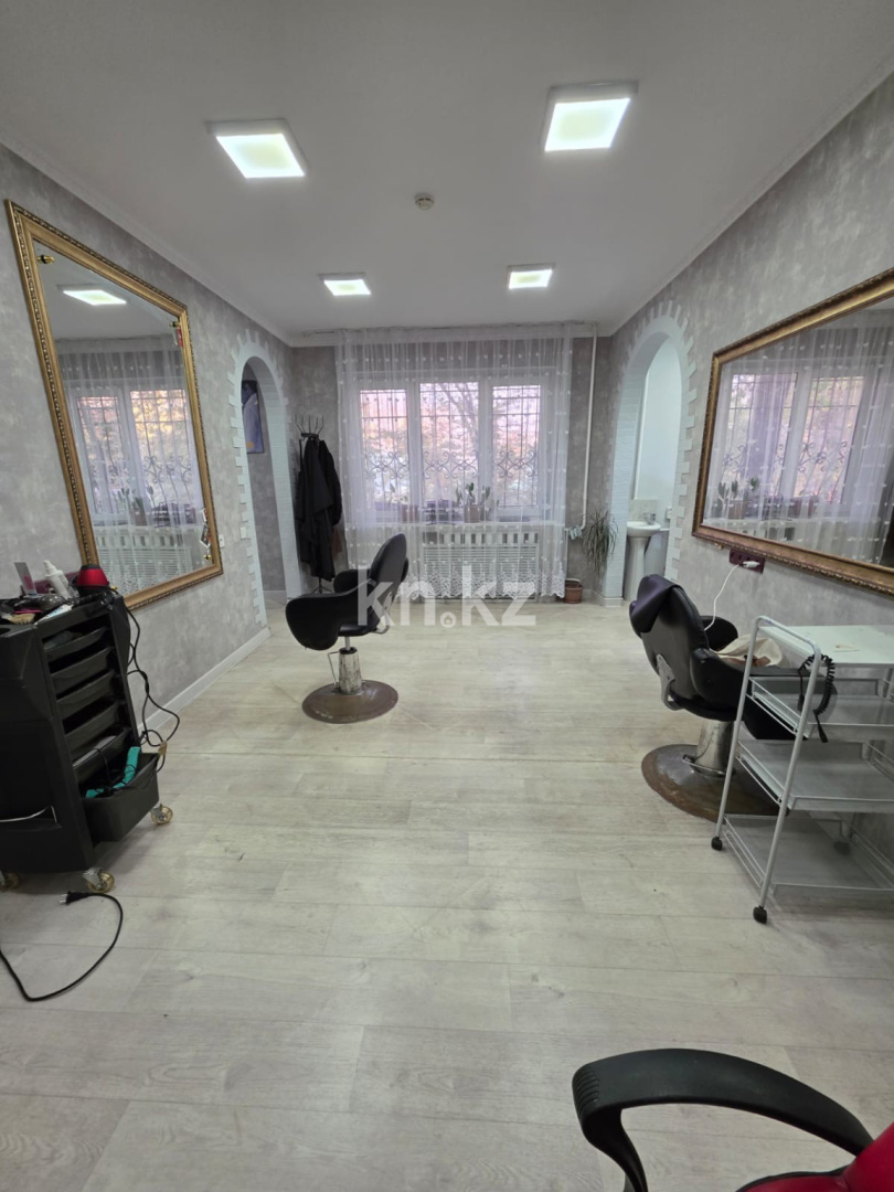 Продажа помещения, 40.5 м² - Продажа офисных и торговых помещений в Алматы фото 2 из 7