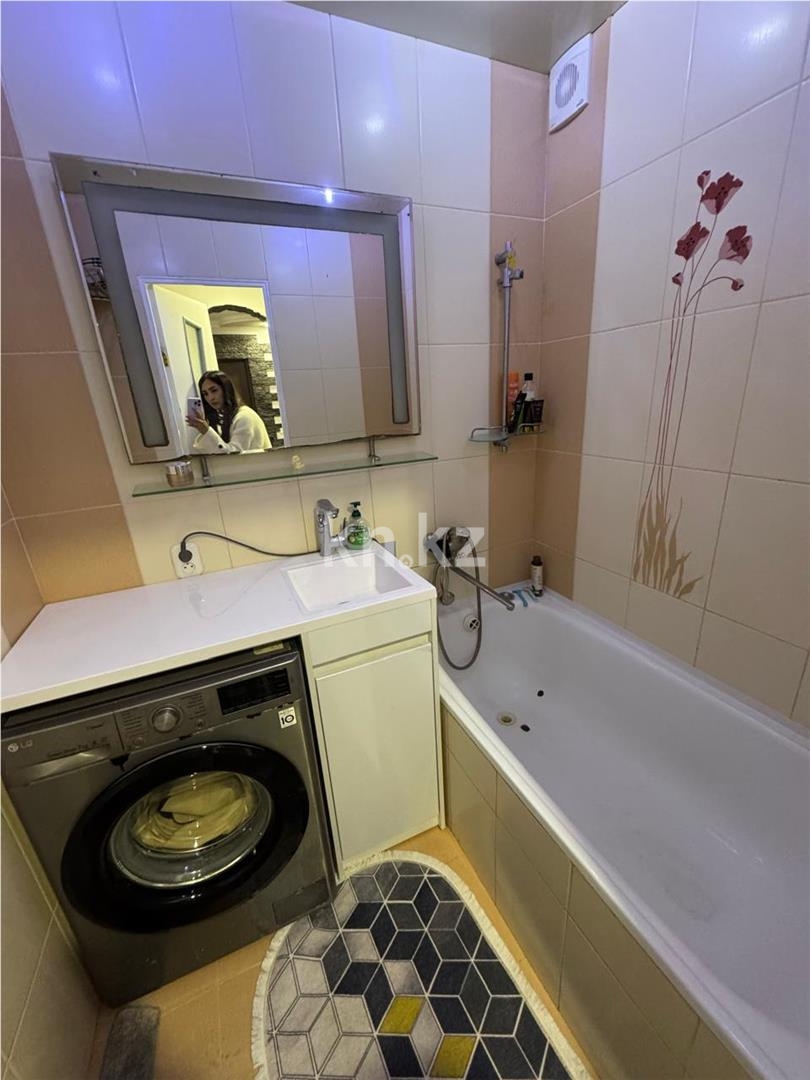 Продажа 3-комнатной квартиры, 64 м², мкр-н Степной-2, дом  3 в Караганде - фото 11