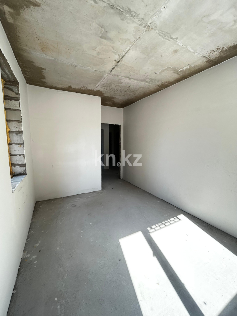 Продажа 3-комнатной квартиры, 87 м², пр. Республики, дом  23/2 в Караганде - фото 7