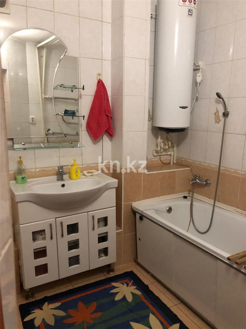 Продажа 2-комнатной квартиры, 48 м², пр. Республики, дом  18 - Продажа  двухкомнатных квартир в Караганде фото 7 из 10