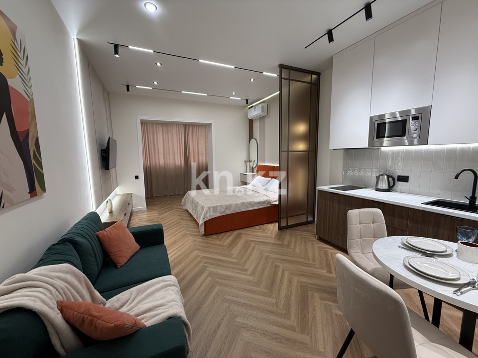 Аренда 1-комнатной квартиры посуточно, 35 м², ул. Айтиева, дом  154/1 - ул. Ауэзова - Аренда квартир посуточно в Алматы с фото фото 1 из 19