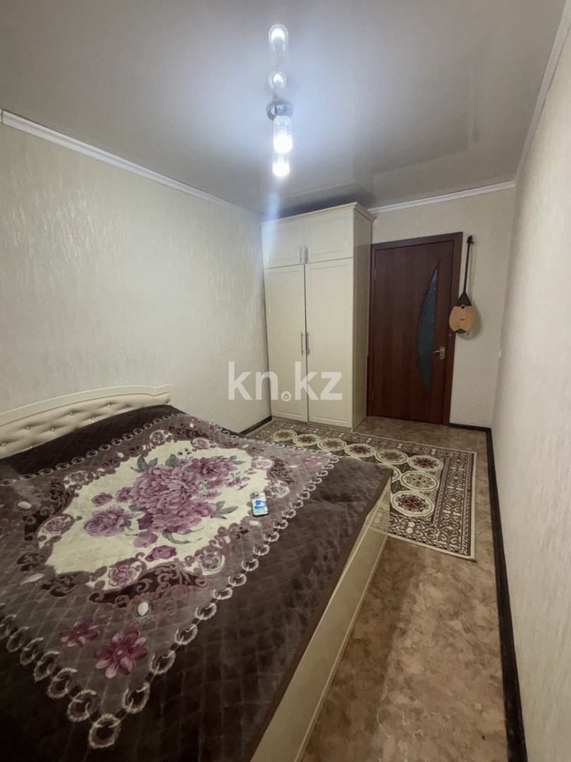 Продажа 3-комнатной квартиры, 62 м², мкр-н 11а, дом  9 в Караганде - фото 5