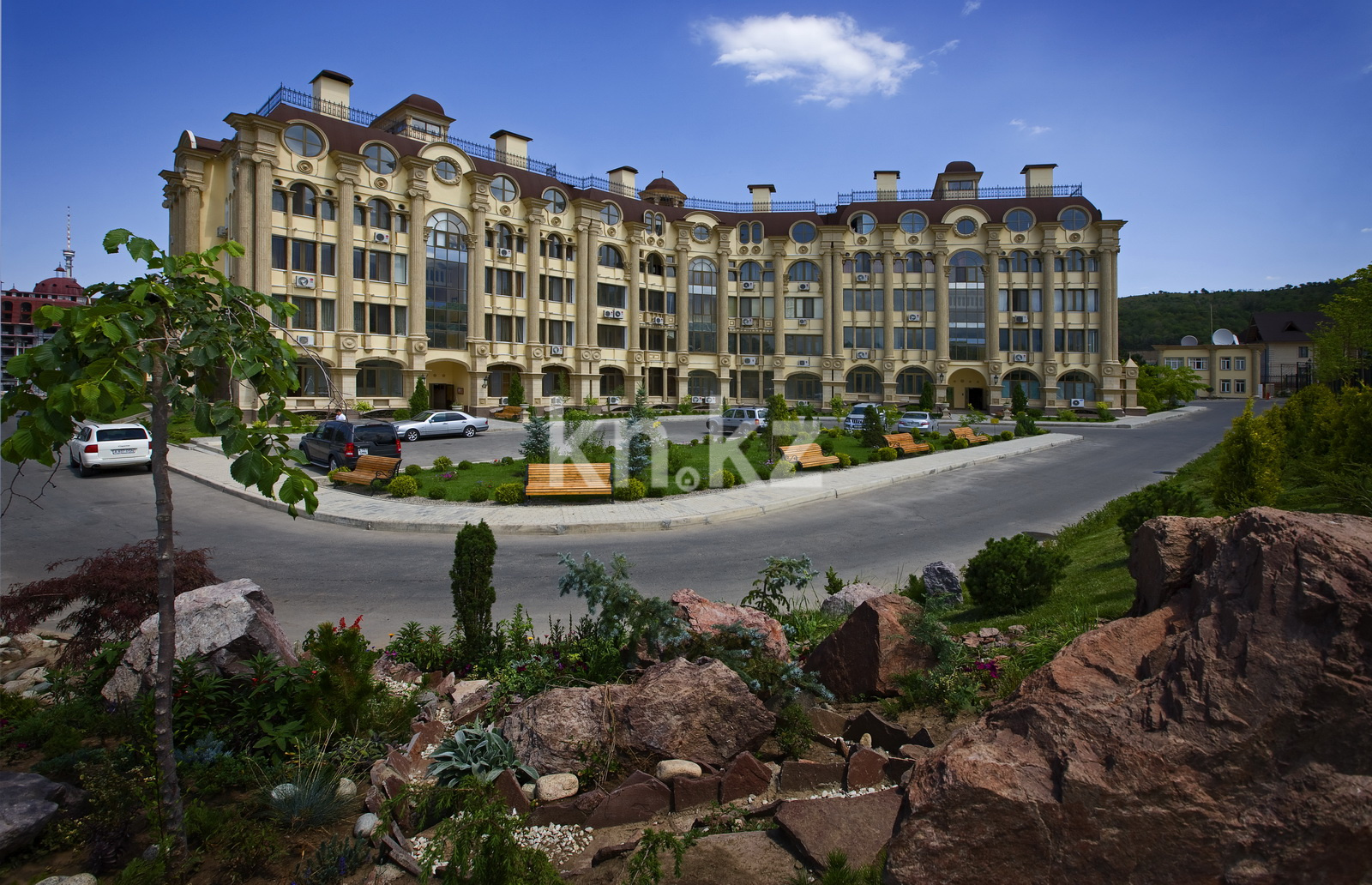 Продажа 2-комнатной квартиры, 93.4 м², ул. Омаровой, дом  25/1 в Алматы - фото 6