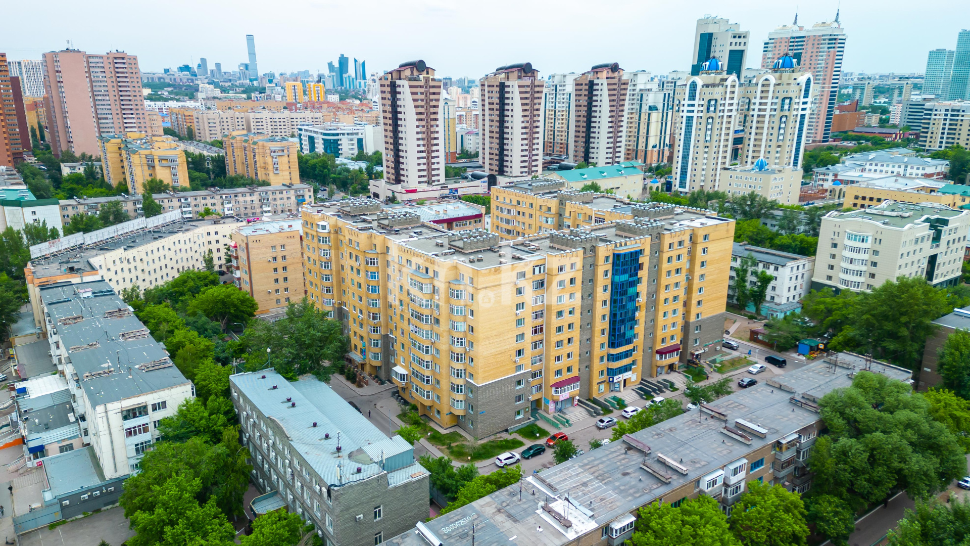 Продажа 2-комнатной квартиры, 66 м², ул. Отырар, дом  10 в Астане - фото 7