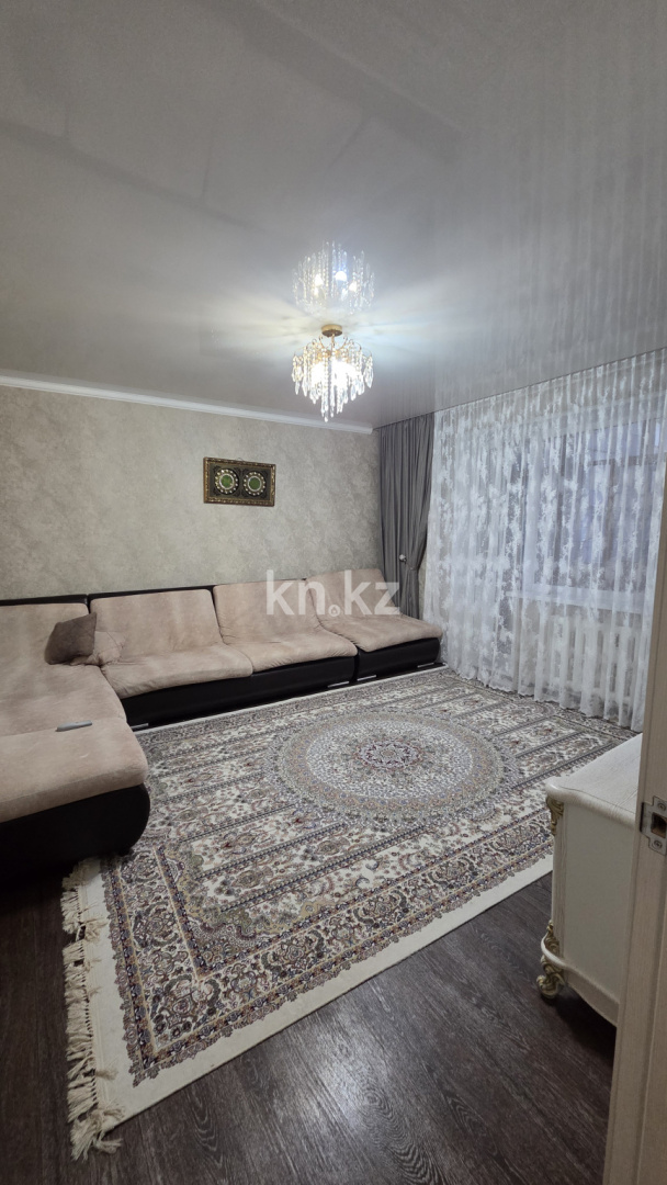 Продажа 3-комнатной квартиры, 64 м² - Продажа трехкомнатных квартир в панельном доме в Караганде фото 1 из 6