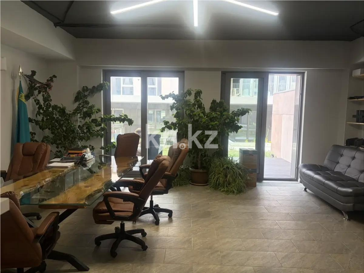 Продажа 2-комнатной квартиры, 152.7 м² в Алматы