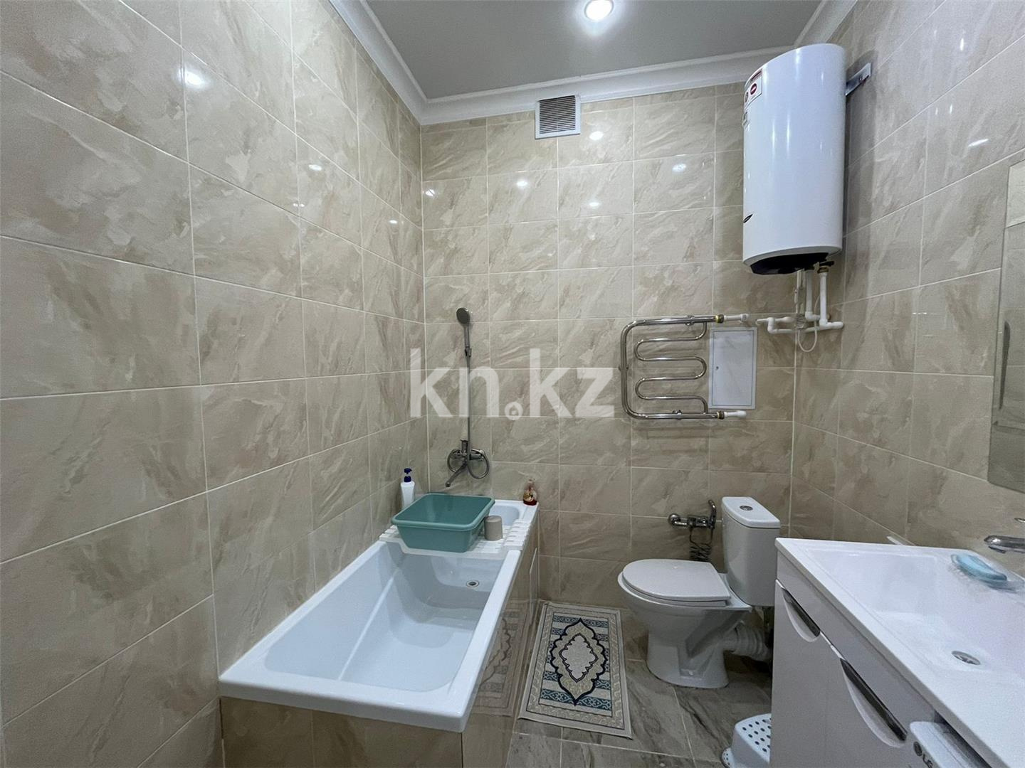 Продажа 3-комнатной квартиры, 74 м², ул. Ашимова в Караганде - фото 4