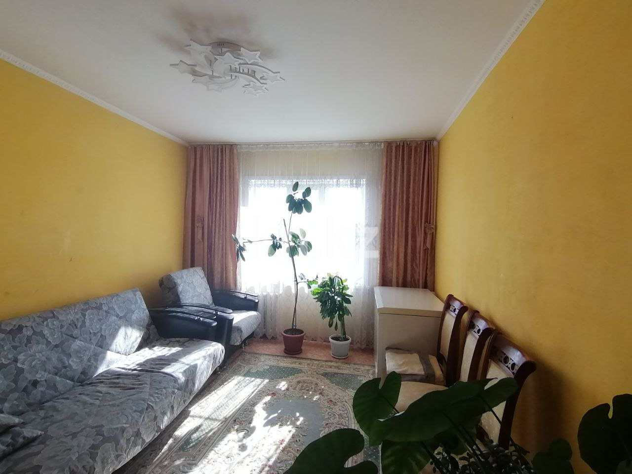 Продажа 3-комнатной квартиры, 75.1 м², ул. Утепова, дом  20 - Продажа и аренда недвижимости в Усть-Каменогорске фото 1 из 16