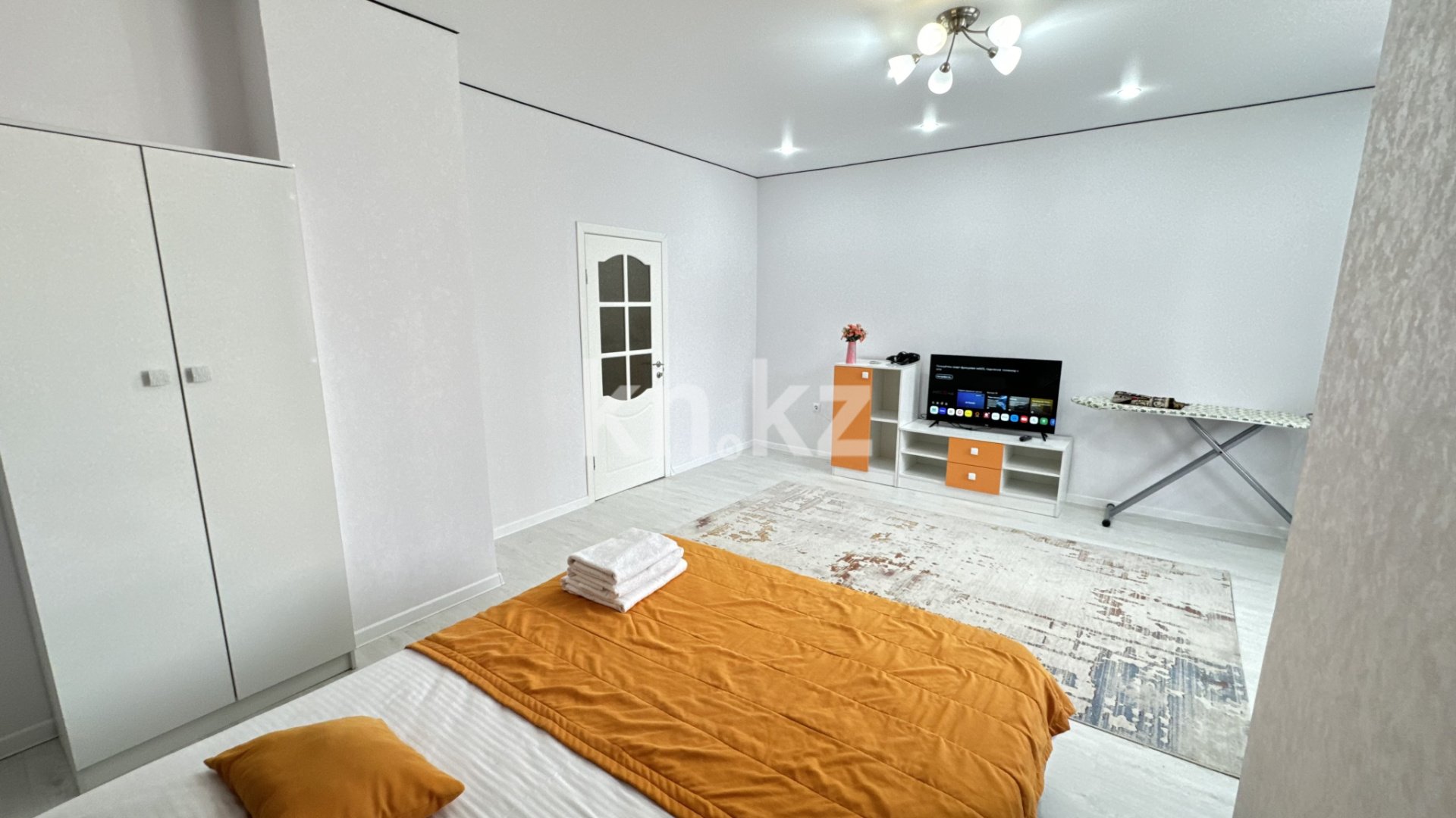 Аренда 1-комнатной квартиры посуточно, 55 м², ул. Сарайшык, дом  34 - ул. Акмешит - Аренда квартир посуточно в Астане с фото фото 3 из 15