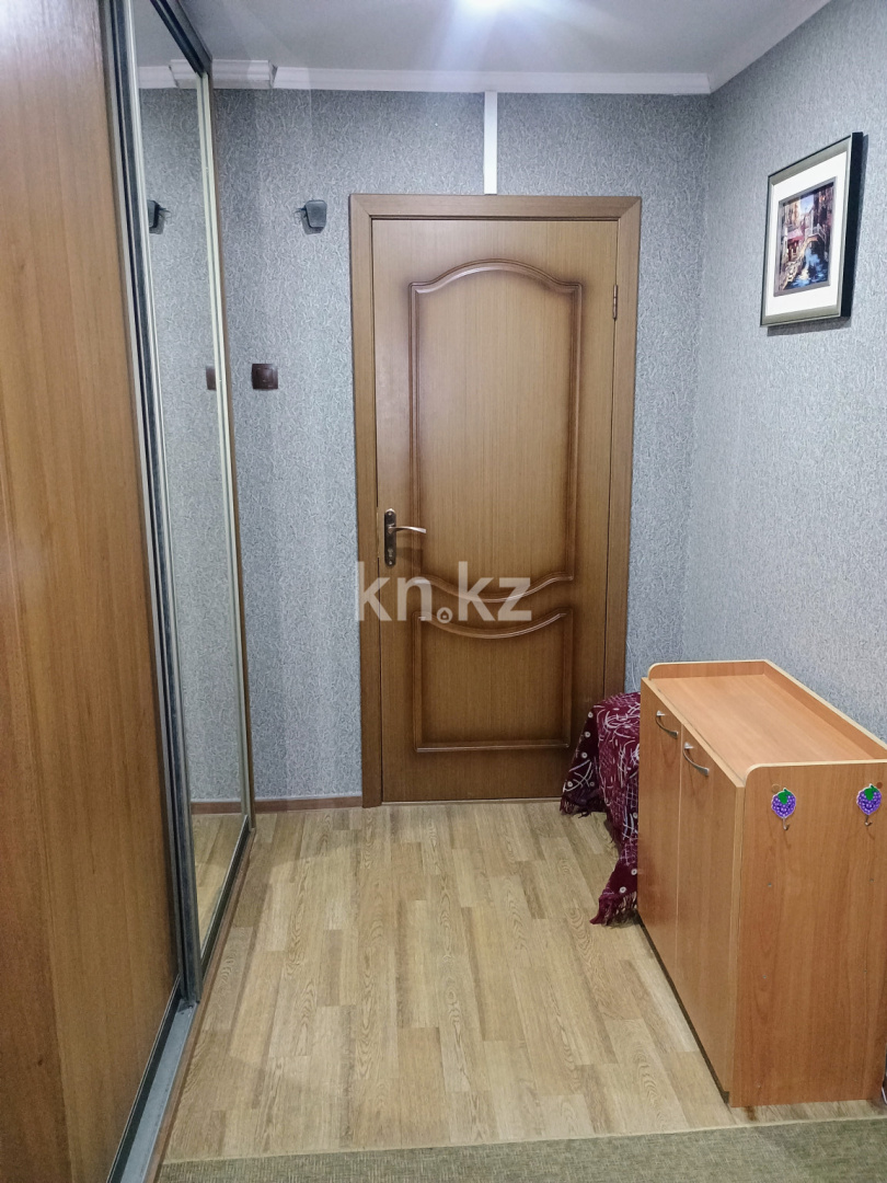 Продажа 3-комнатной квартиры, 70 м², ул. Карбышева, дом  34 - Продажа квартир в Усть-Каменогорске фото 1 из 18