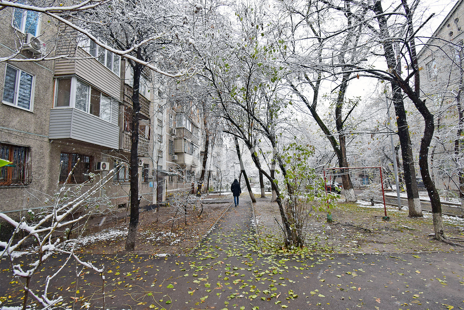 Продажа 2-комнатной квартиры, 43.2 м² в Алматы - фото 18