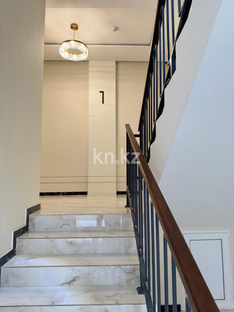 Продажа 3-комнатной квартиры, 133.1 м², пр. Елорда, дом  19/1 - Продажа квартир в Атырау с фото фото 1 из 7
