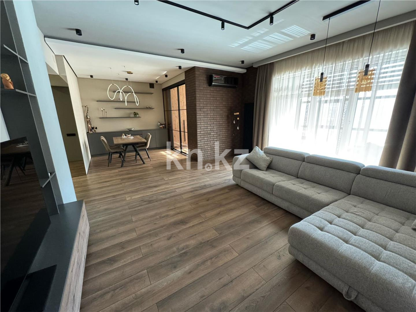 Продажа 4-комнатной квартиры, 142 м² - Продажа квартир в кирпичном доме в Казахстане - страница 190 фото 1 из 30