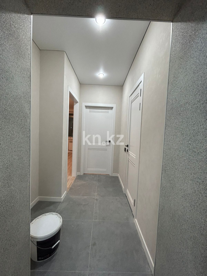 Аренда 2-комнатной квартиры, 40 м², ул. Нажимеденова, дом  15 - пр. Улы Дала - Аренда квартир помесячно в Астане фото 1 из 6