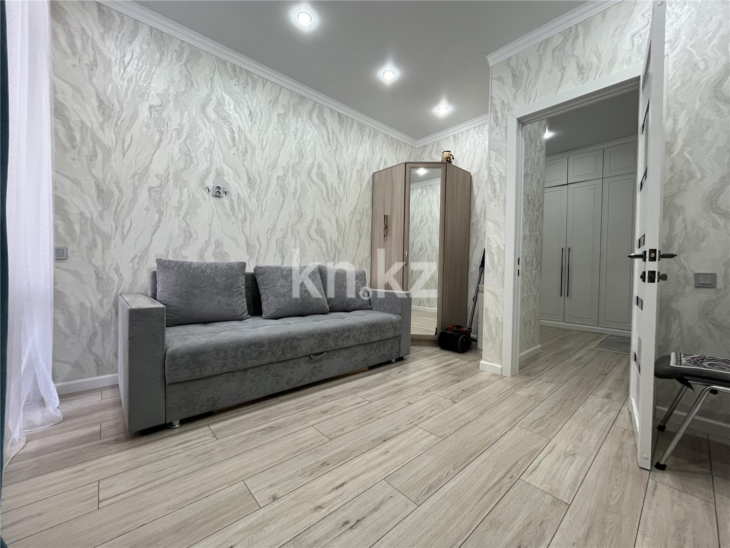 Продажа 2-комнатной квартиры, 64 м², ул. Ашимова - Продажа квартир в Караганде фото 6 из 23