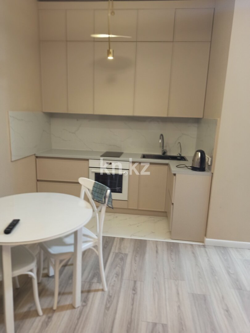Аренда 2-комнатной квартиры, 45 м² в Астане