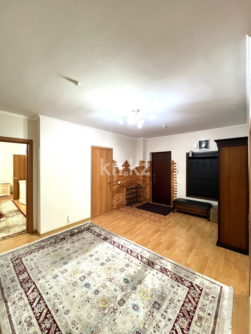 Продажа 5-комнатной квартиры, 200 м², пр. Абая, дом  45/2 - Республики - Продажа  пятикомнатных квартир в Астане фото 23 из 24