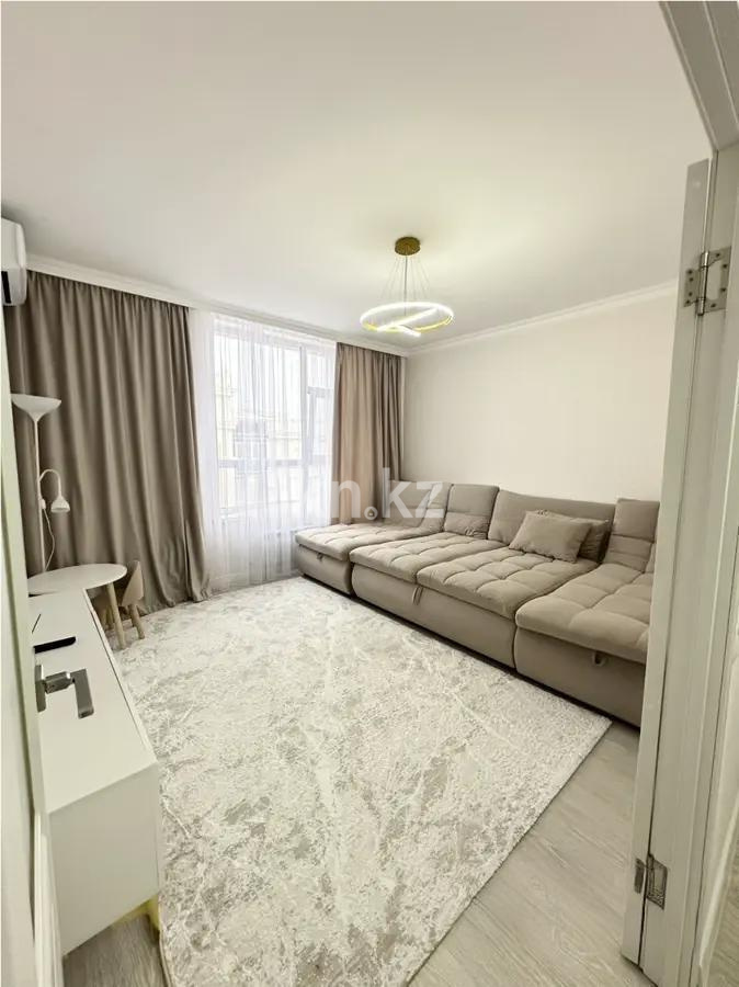 Продажа 1-комнатной квартиры, 42 м², пр. Улы Дала, дом  61 - Продажа  однокомнатных квартир в Астане без посредников с фото фото 1 из 3