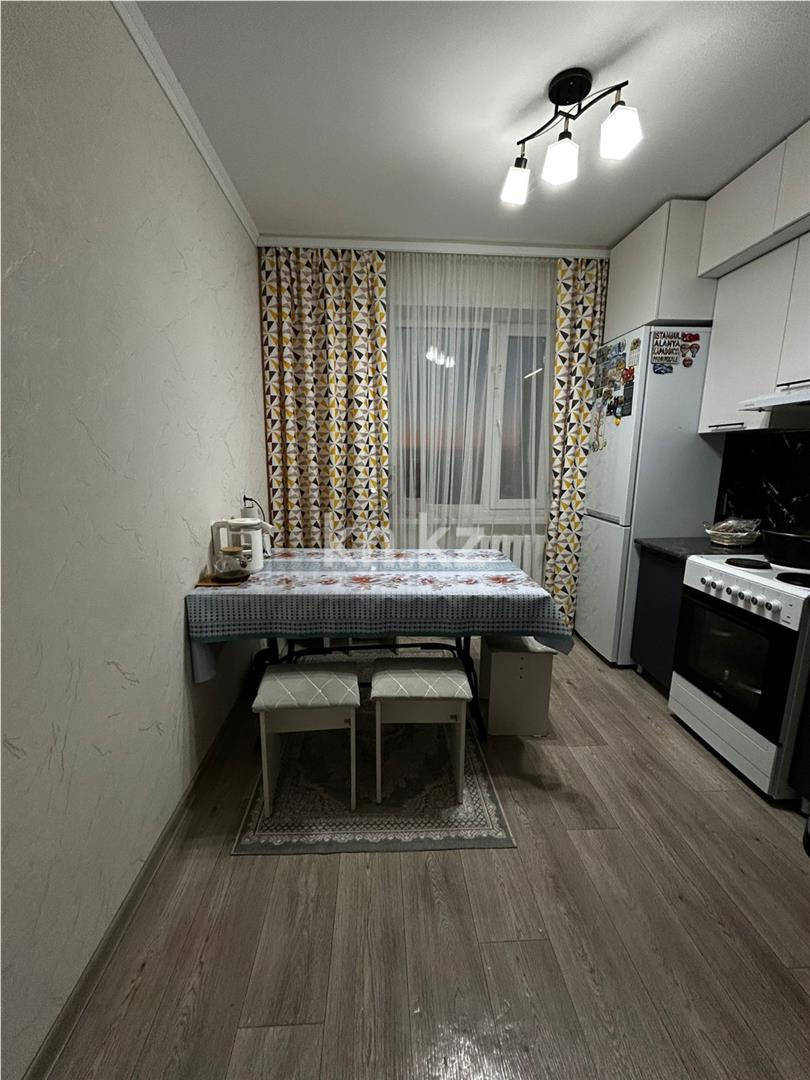 Продажа 4-комнатной квартиры, 90 м², мкр. Голубые Пруды - Продажа квартир в Караганде с фото фото 8 из 16