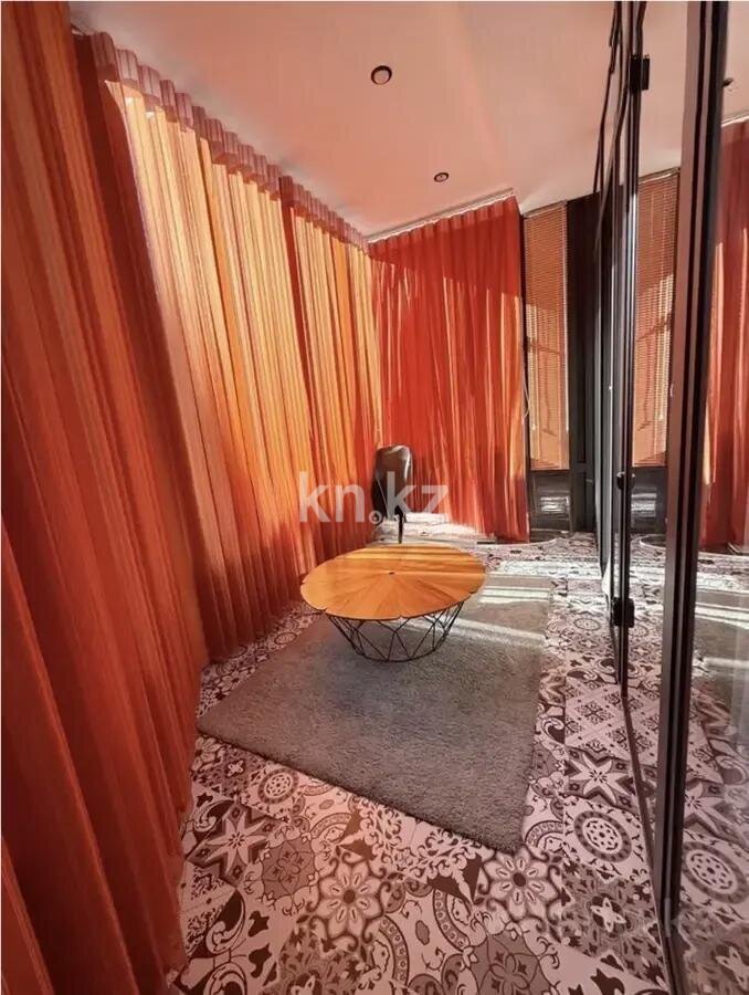 Продажа 2-комнатной квартиры, 73 м² в Алматы - фото 4