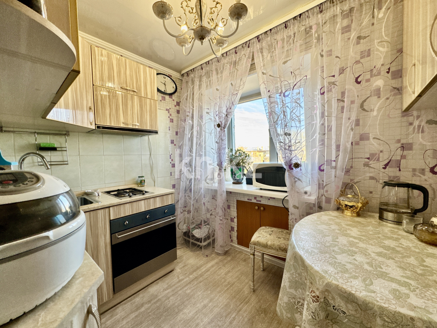 Продажа 2-комнатной квартиры, 46.9 м², пр. Сейфуллина, дом  3 - Продажа квартир в Караганде фото 1 из 24