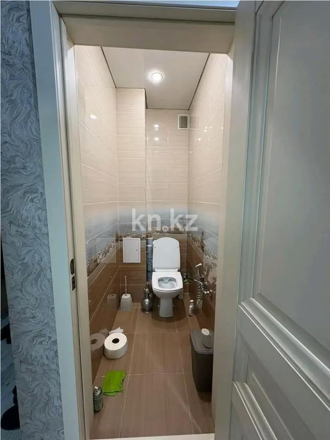 Продажа 2-комнатной квартиры, 49 м², ул. Сауран, дом  14 в Астане - фото 5